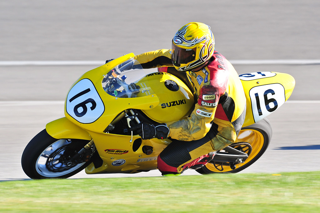 zoran-twfracing-sv650